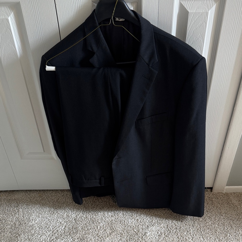 Pronto Uomo Elegant Black Suit